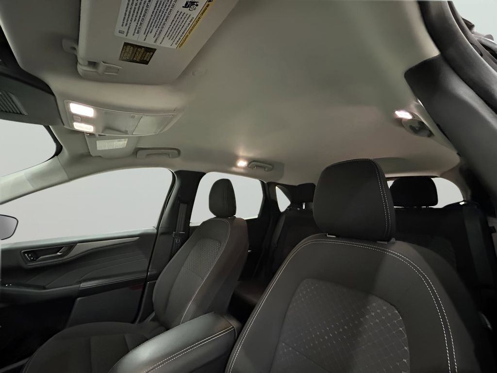 Certified 2024 Ford Escape Active w/ Cold Weather Package FWD image 15