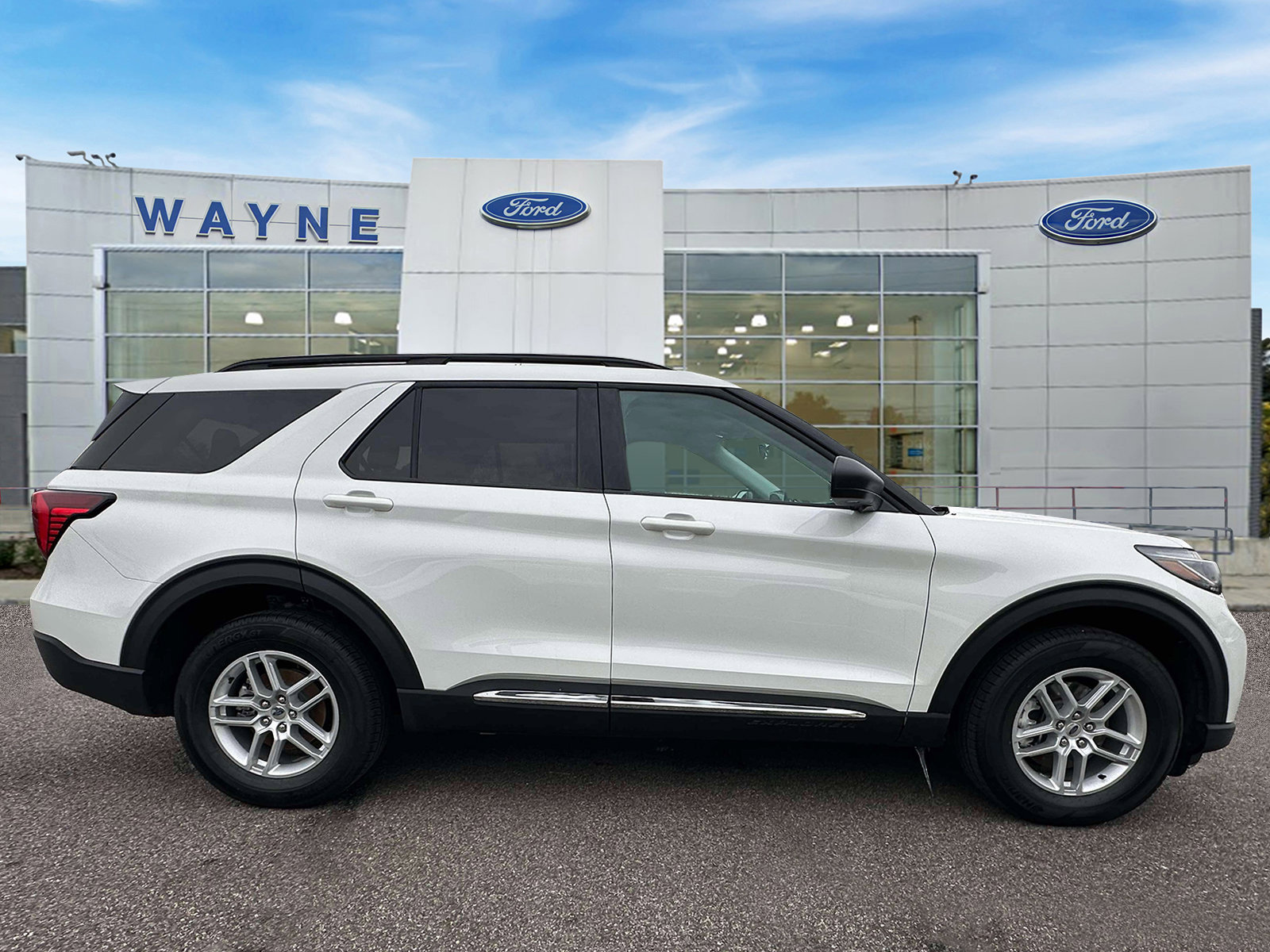 Certified 2025 Ford Explorer Active AWD/4WD image 7