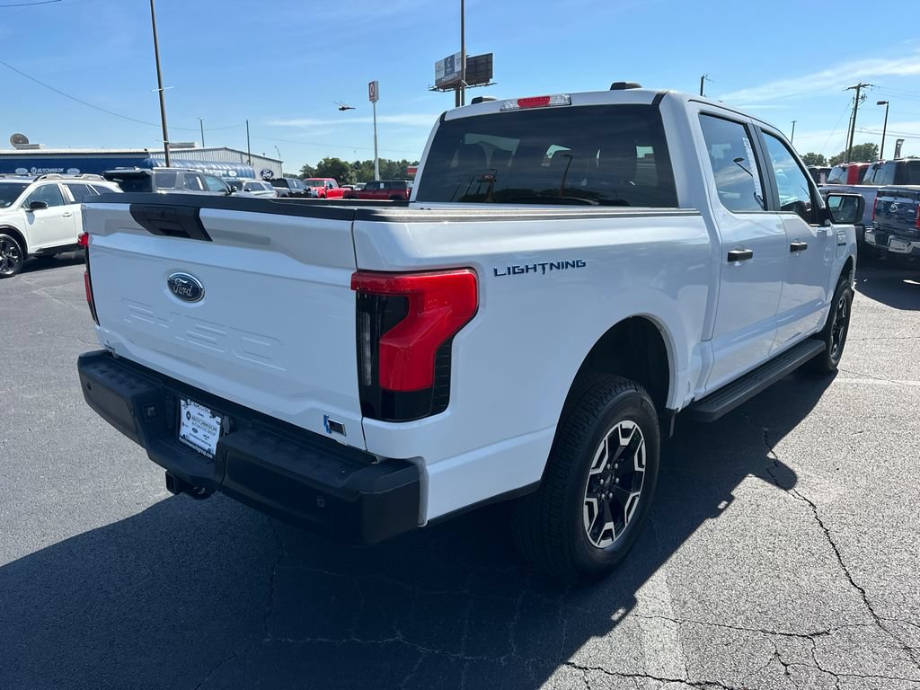 Certified 2023 Ford F150 Lightning Pro AWD/4WD image 7