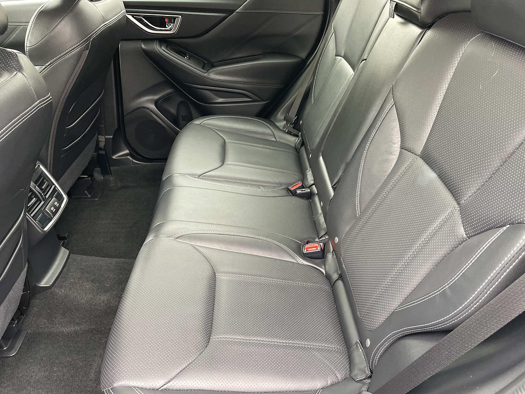 Used 2019 Subaru Forester Limited AWD/4WD image 23