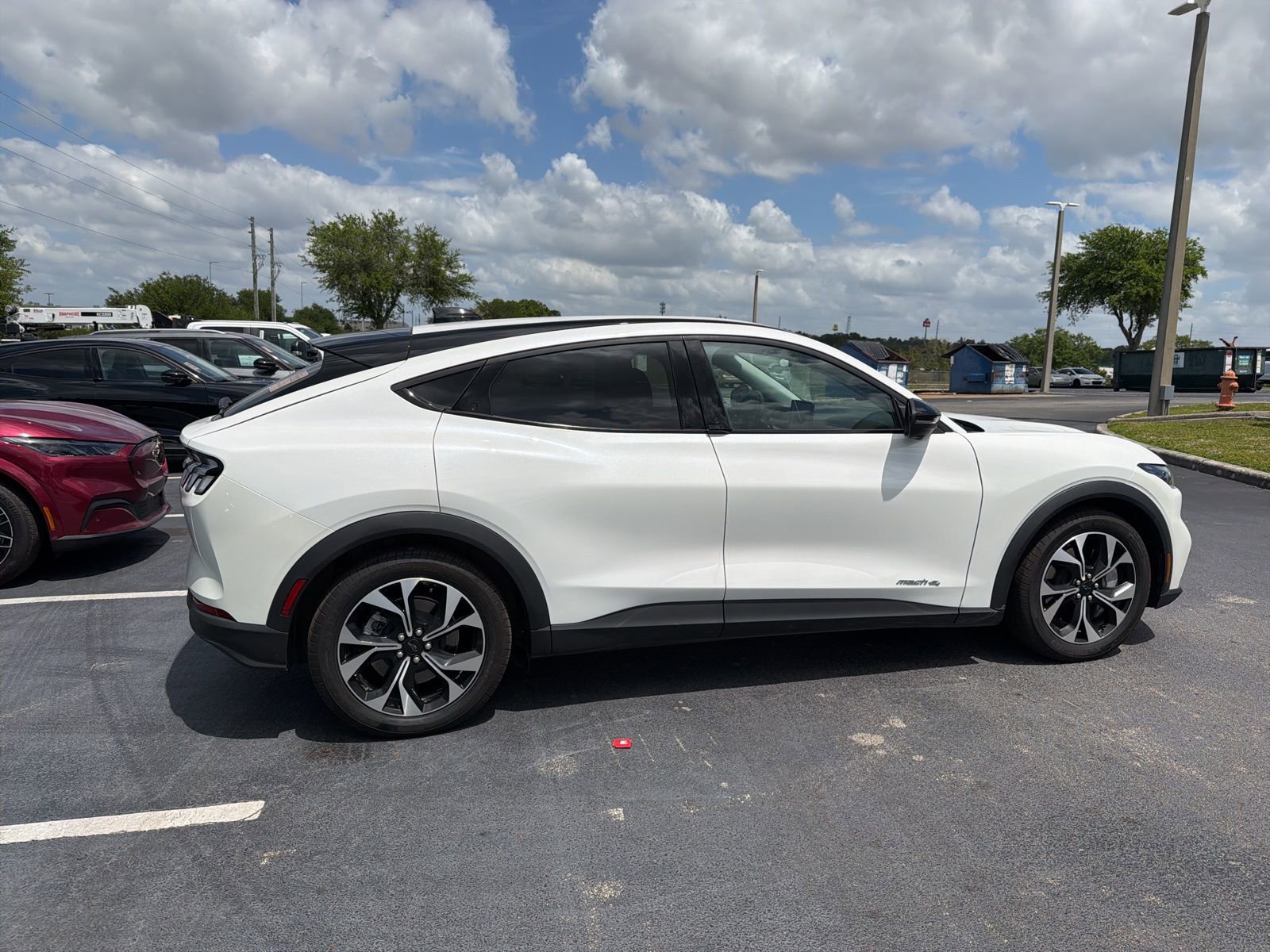 Certified 2025 Ford Mustang Mach-E Select w/ Comfort Package Lite image 5