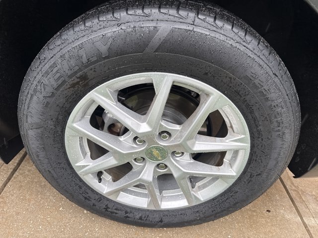 Used 2022 Chevrolet Equinox LT FWD image 11