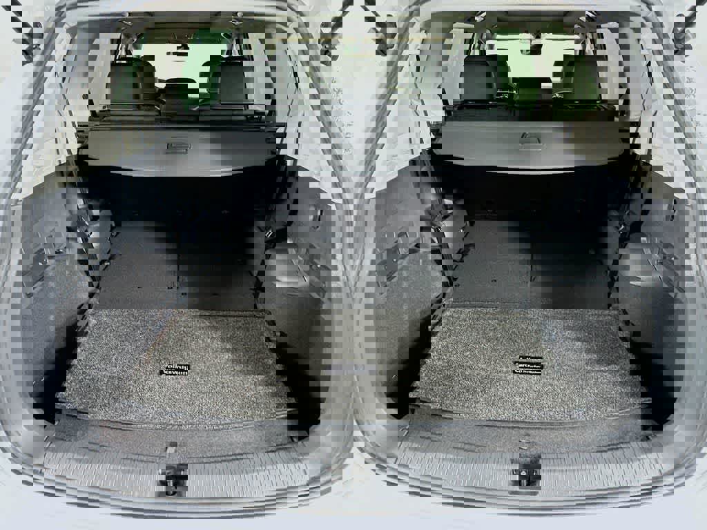 Used 2021 Volkswagen Tiguan SE image 24