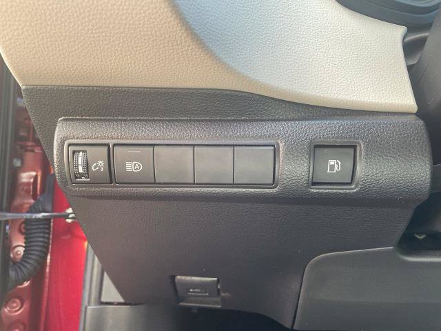 Used 2022 Toyota Corolla LE FWD image 15