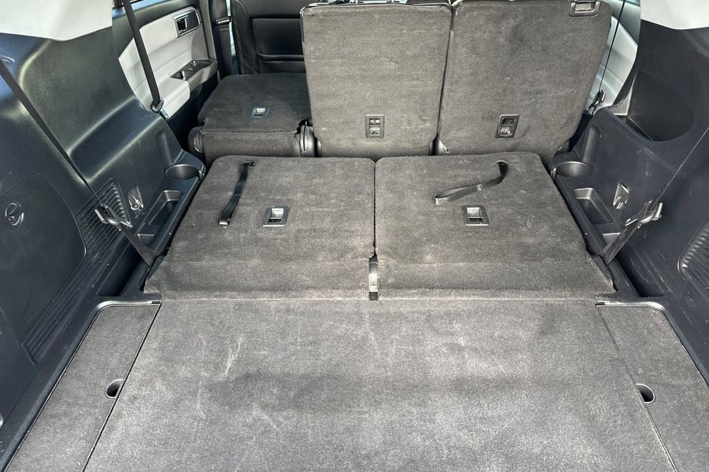 Certified 2023 Ford Explorer XLT w/ Equipment Group 202A image 18