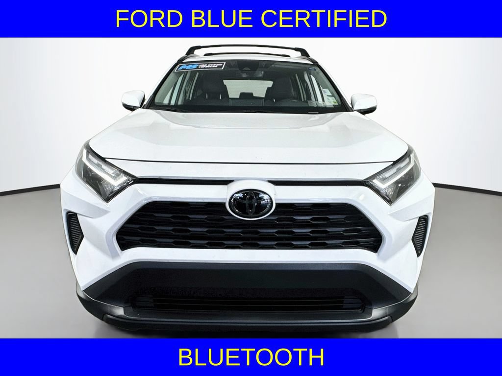 Used 2023 Toyota RAV4 XLE w/ Convenience Package FWD image 3