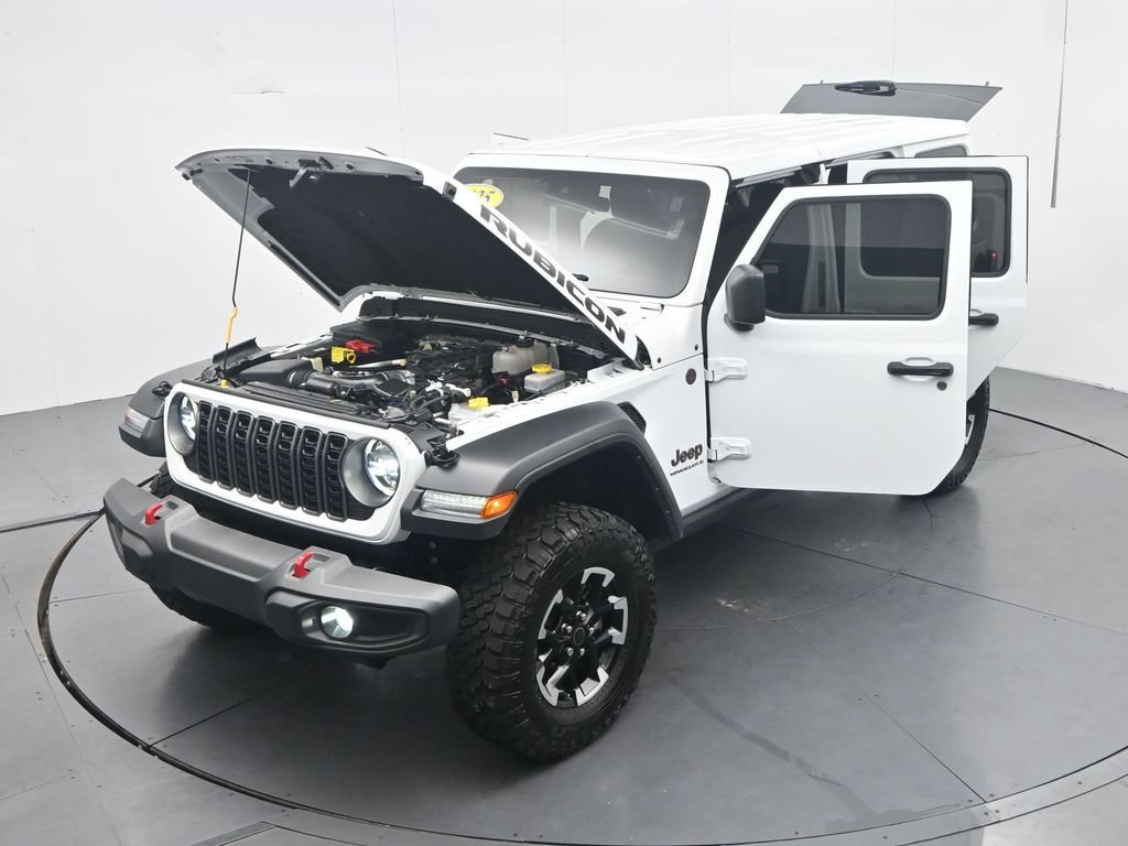 Used 2025 Jeep Wrangler Unlimited Rubicon w/ Convenience Group AWD/4WD image 49