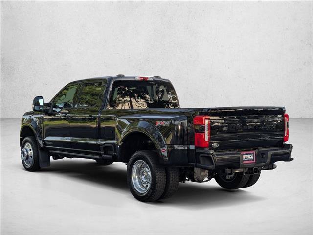 Certified 2026 Ford F450 Platinum w/ FX4 Off-Road Package AWD/4WD image 8