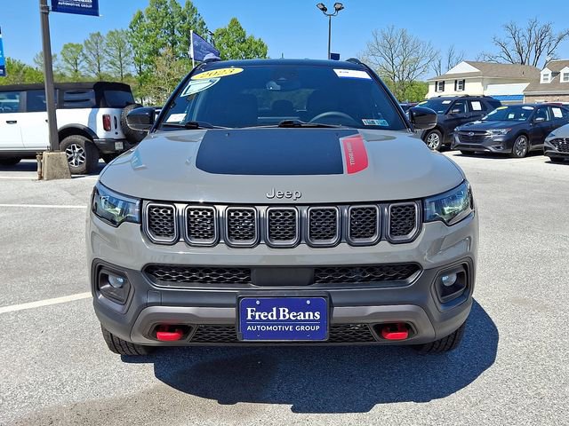 Used 2023 Jeep Compass Trailhawk AWD/4WD image 3
