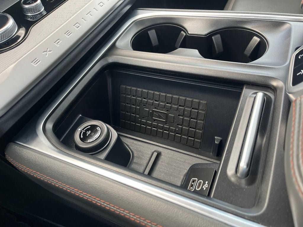 Certified 2025 Ford Expedition Max Active AWD/4WD image 31