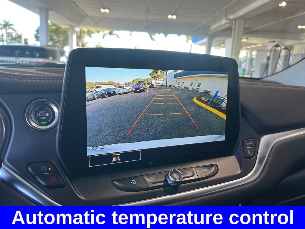 Used 2025 Chevrolet Blazer LT image 12