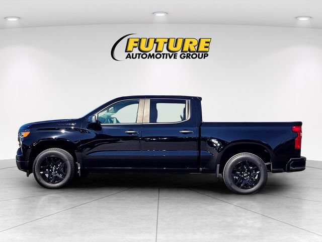 Used 2024 Chevrolet Silverado 1500 Custom w/ LPO, Dark Essentials Package RWD image 7