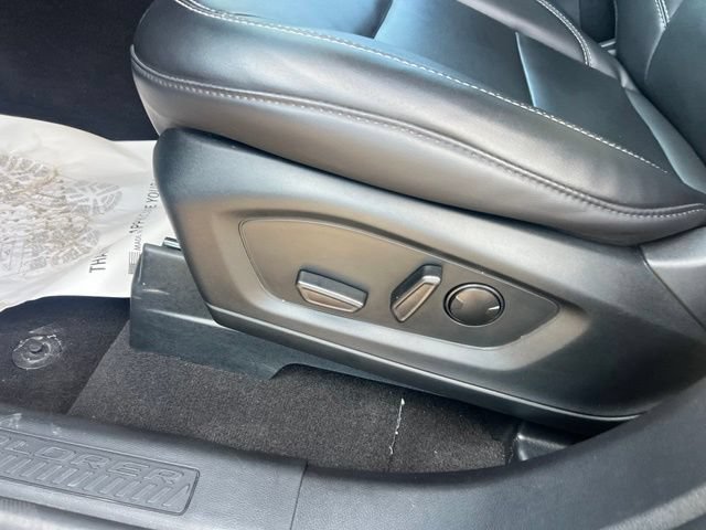 Certified 2023 Ford Explorer XLT w/ Equipment Group 202A AWD/4WD image 17