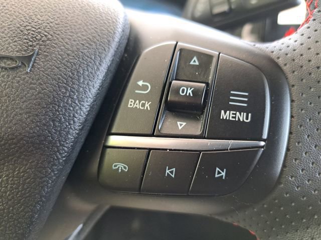 Certified 2023 Ford Escape ST-Line Select w/ Tech Pack #2 image 17