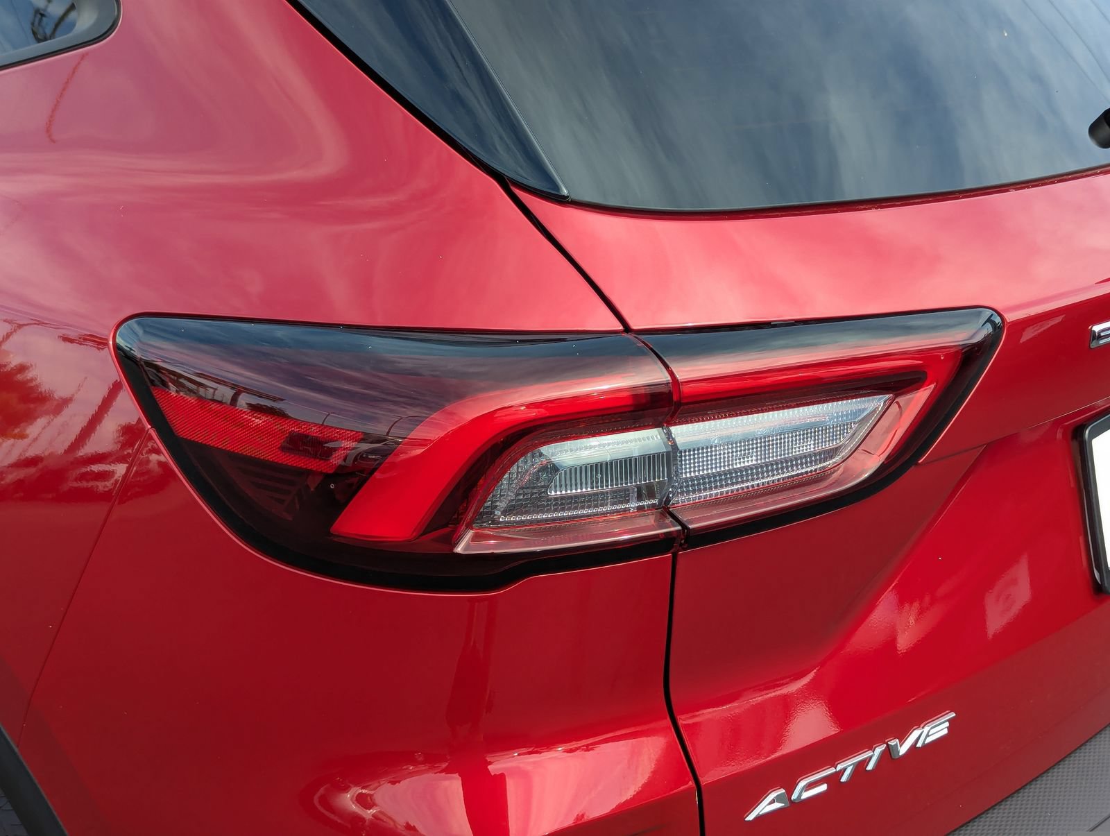 Certified 2025 Ford Escape Active FWD image 10
