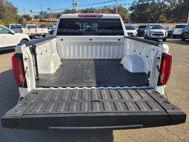 Used 2023 GMC Sierra 1500 SLT w/ SLT Premium Package AWD/4WD image 8