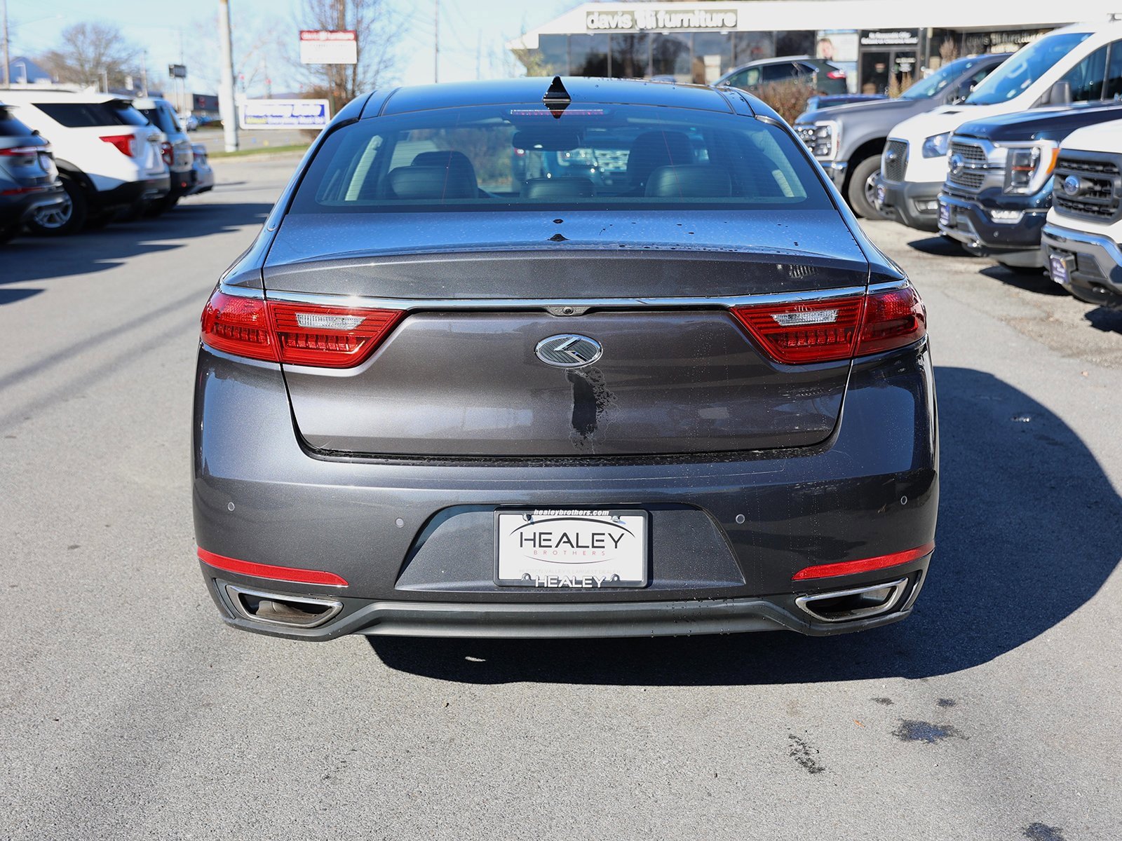 Used 2018 Kia Cadenza Limited w/ Paint Protection Package image 6
