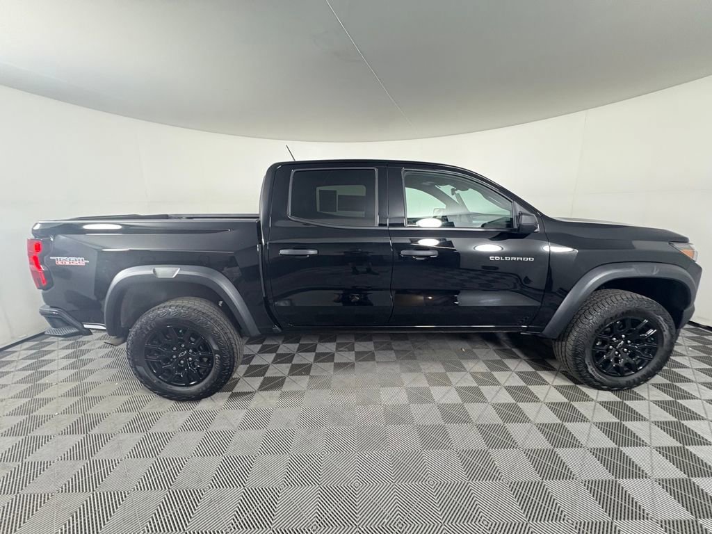 Used 2024 Chevrolet Colorado Trail Boss image 6