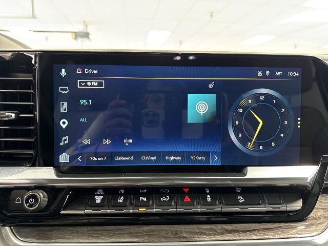 Used 2025 Chevrolet Silverado 2500 LTZ w/ LTZ Premium Package AWD/4WD image 19