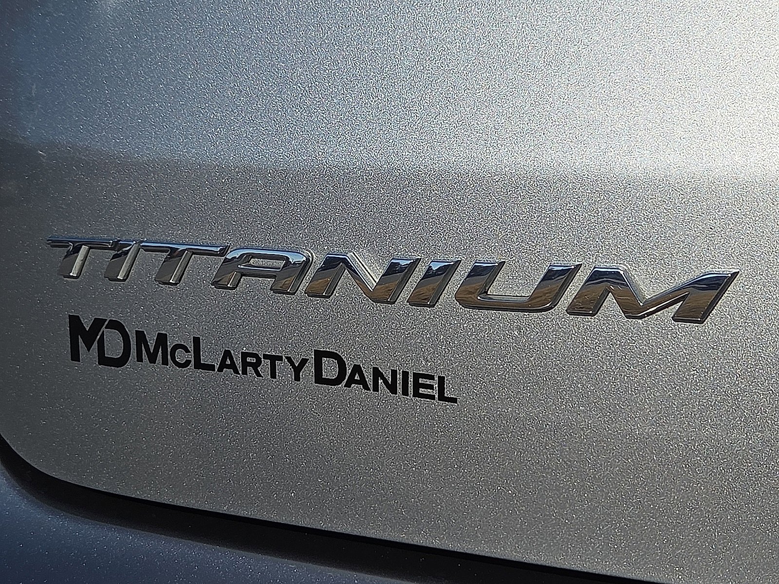 Certified 2023 Ford Edge Titanium image 9