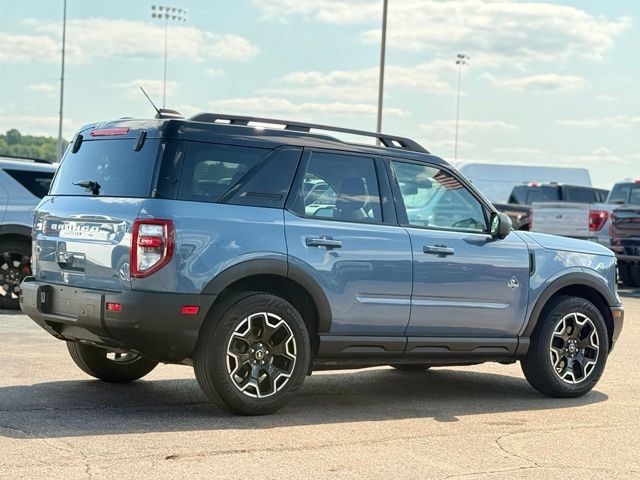 Certified 2025 Ford Bronco Sport Outer Banks w/ Outer Banks Tech Package+ AWD/4WD image 32