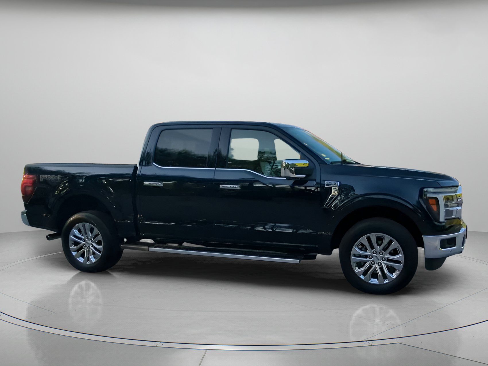 Certified 2025 Ford F150 Lariat w/ Equipment Group 501A Mid AWD/4WD image 34