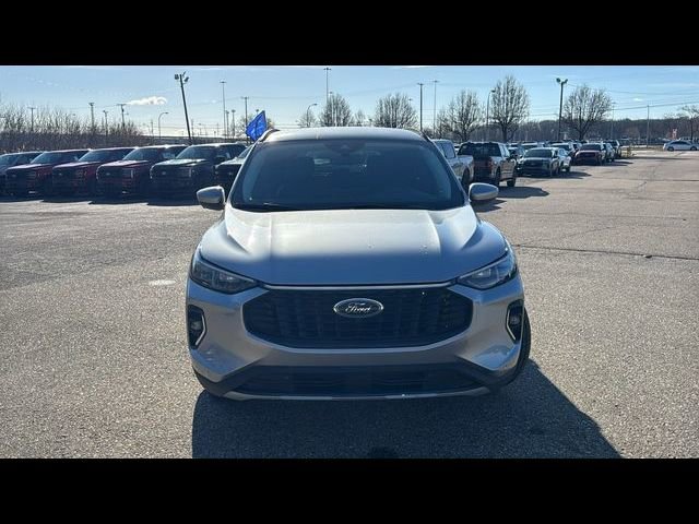 Certified 2023 Ford Escape Platinum AWD/4WD image 29