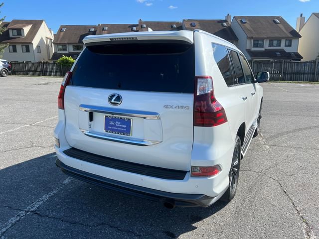Used 2022 Lexus GX 460 Luxury w/ Sport Design Package AWD/4WD image 11