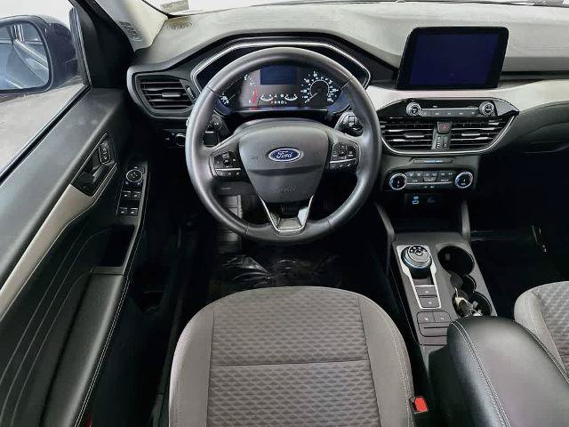 Certified 2022 Ford Escape SE w/ SE Sport Appearance Package FWD image 10