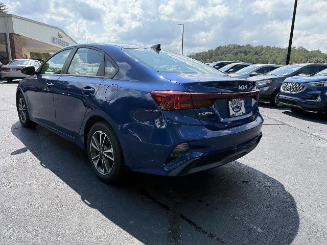 Used 2023 Kia Forte LXS image 4