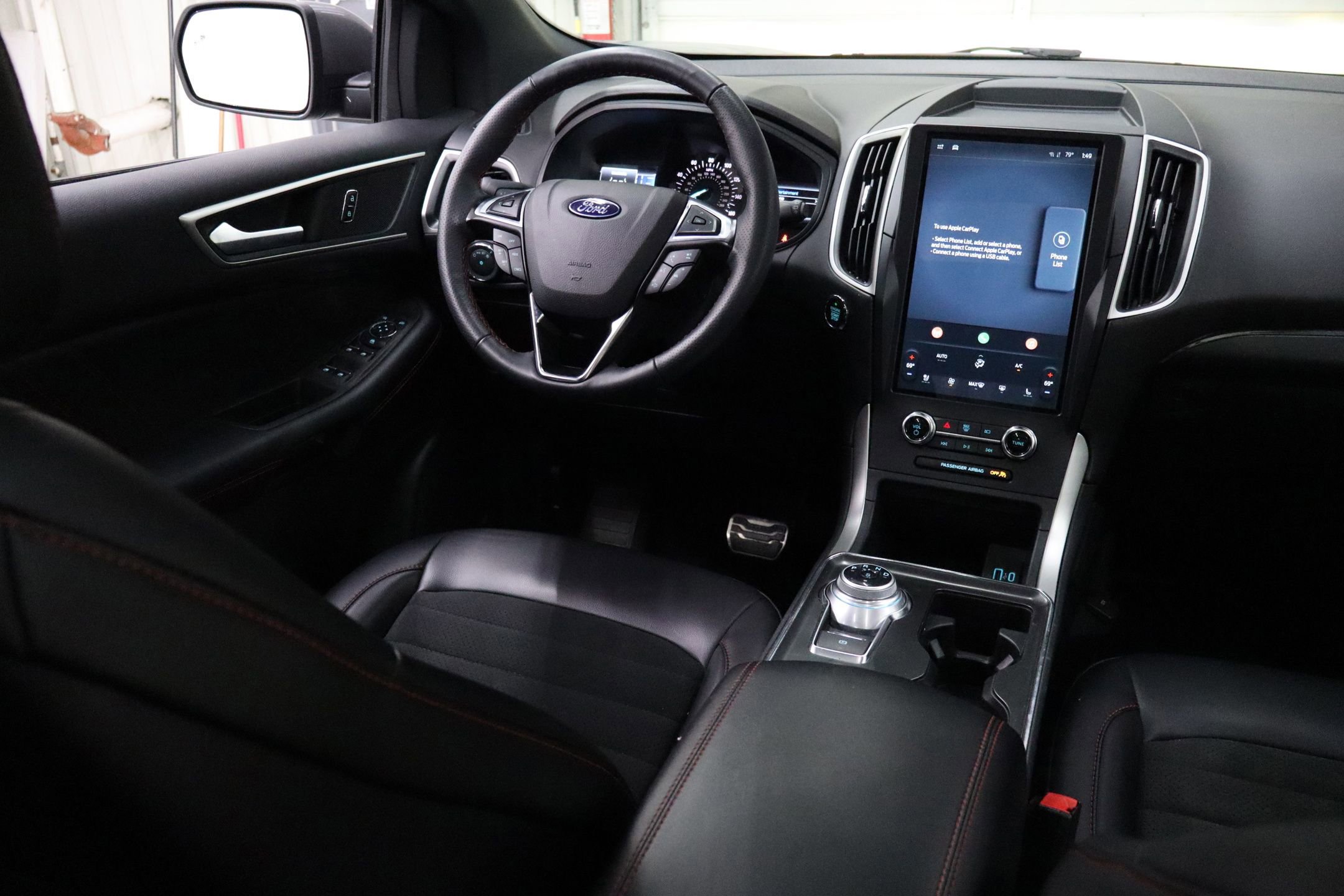 Certified 2024 Ford Edge ST-Line image 28