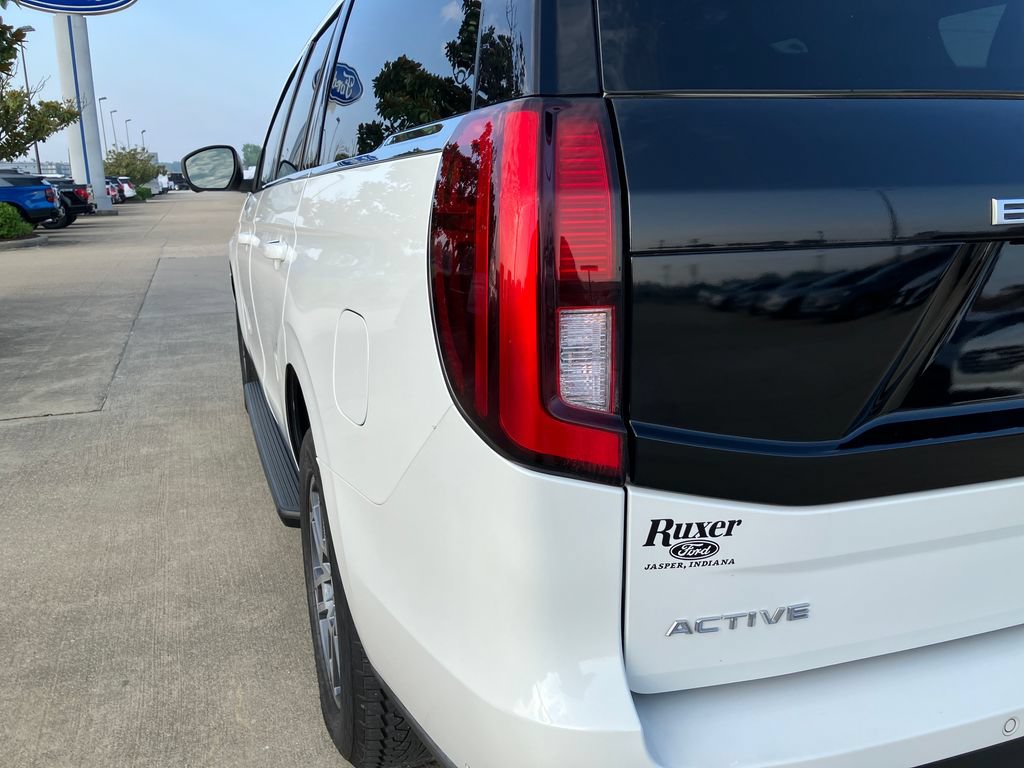 Certified 2025 Ford Expedition Active AWD/4WD image 13