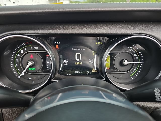 Used 2022 Jeep Wrangler Unlimited Sahara w/ Cold Weather Group AWD/4WD image 21