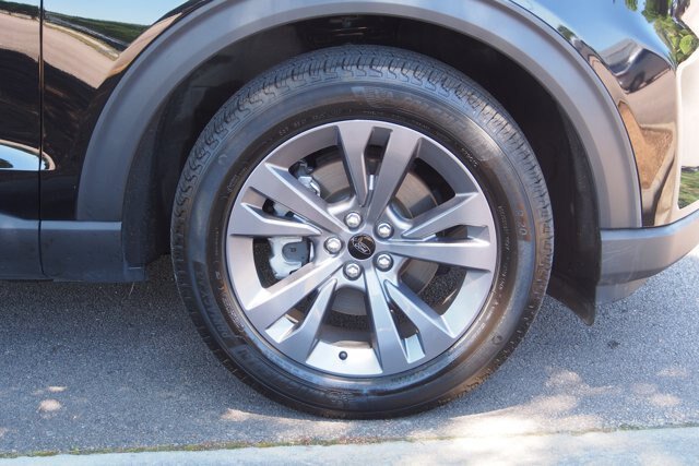 Certified 2025 Ford Explorer Active w/ Active Comfort Package AWD/4WD image 9