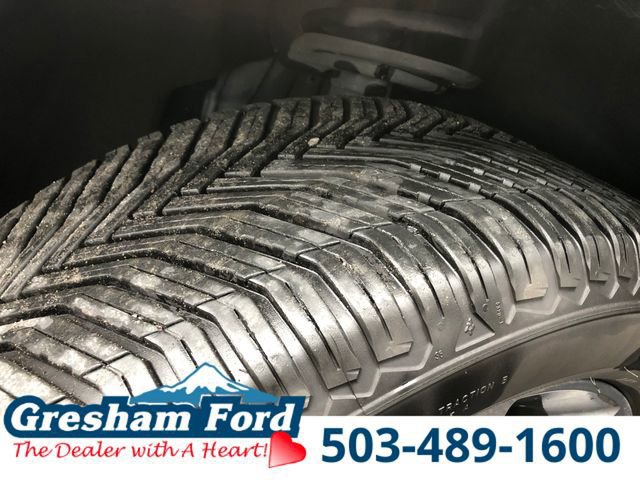 Certified 2022 Ford Explorer XLT w/ Equipment Group 202A image 33