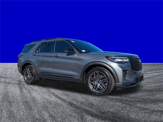Certified 2025 Ford Explorer ST-Line w/ Premium Package image 8