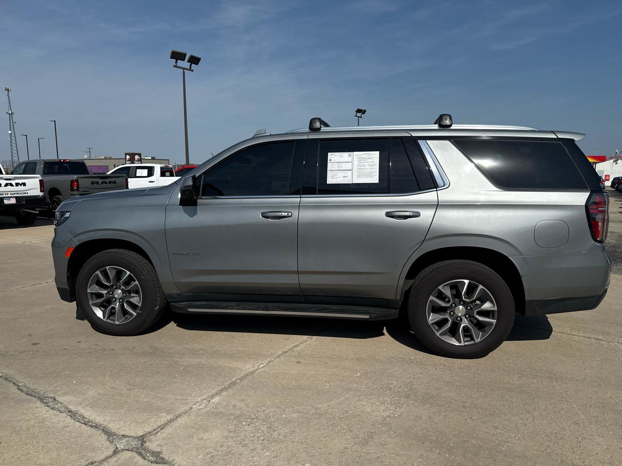 Used 2023 Chevrolet Tahoe LT w/ Luxury Package AWD/4WD image 14