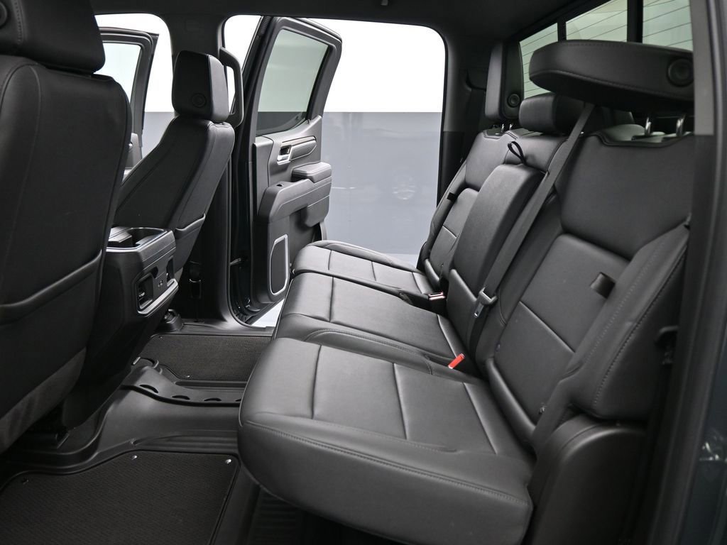 Used 2025 Chevrolet Silverado 1500 LT w/ Z71 Off-Road Package image 44