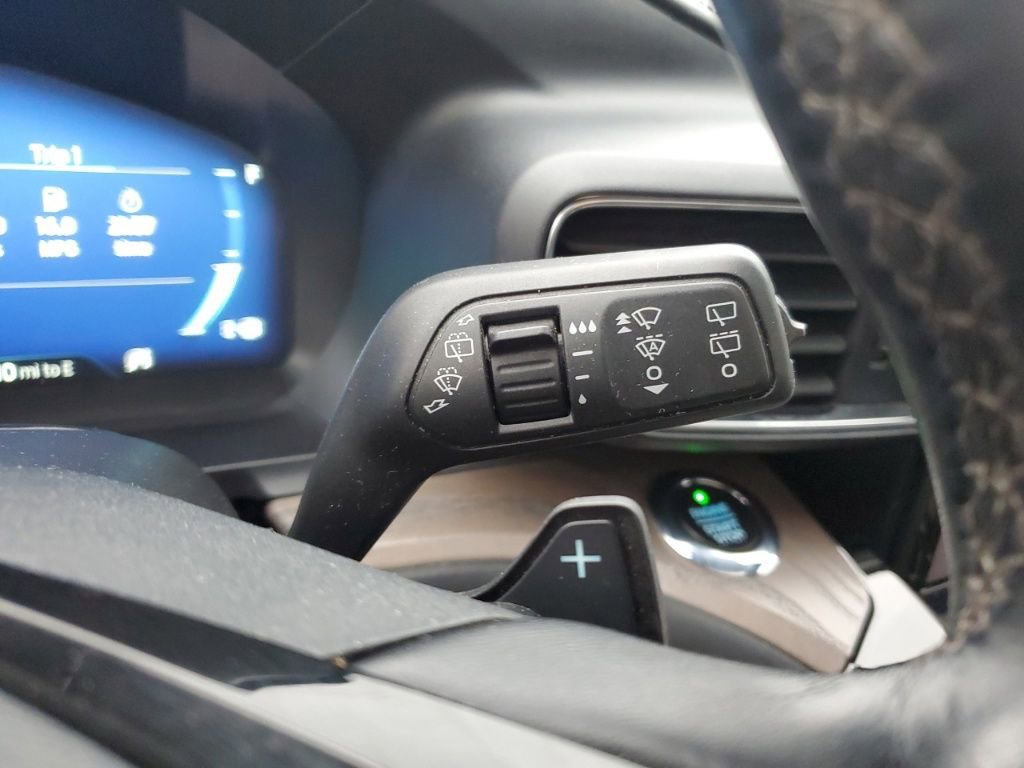 Certified 2021 Ford Explorer Platinum w/ Equipment Group 601A image 22