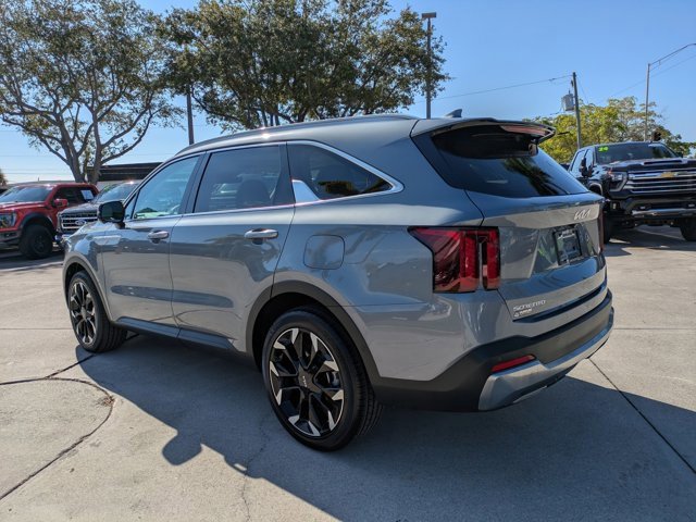 Used 2025 Kia Sorento SX image 3