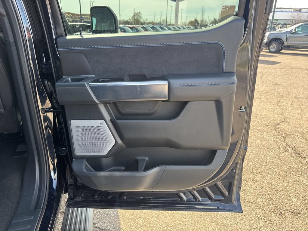 Certified 2025 Ford F150 Platinum w/ Equipment Group 702A High AWD/4WD image 41