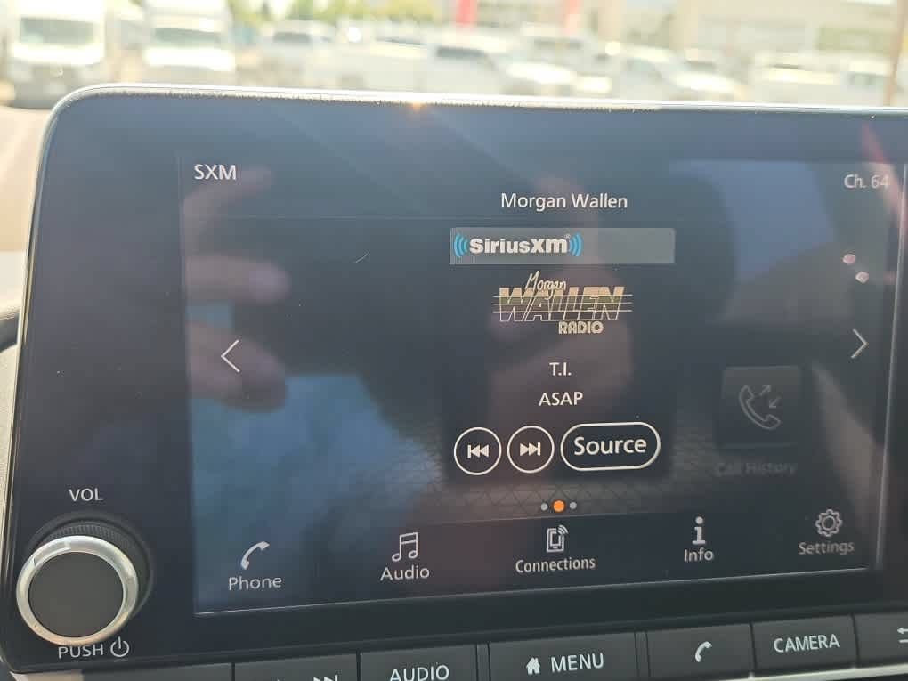 Used 2023 Nissan Rogue S FWD image 16