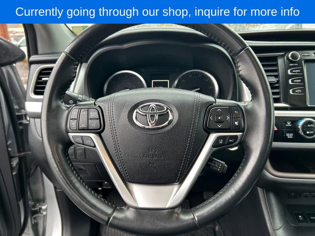 Used 2019 Toyota Highlander XLE image 14