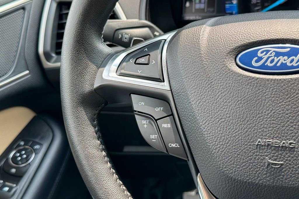 Certified 2022 Ford Edge SEL w/ Convenience Package AWD/4WD image 29