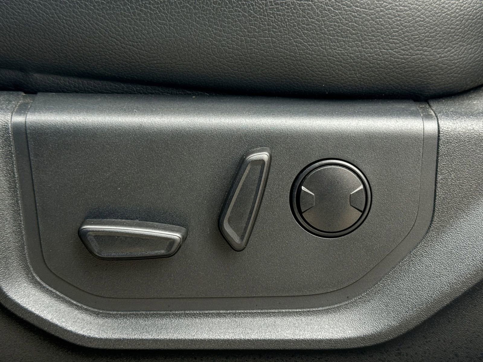 Certified 2022 Ford F250 Lariat w/ Tremor Off-Road Package image 82