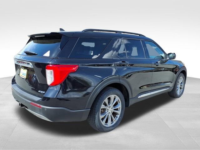 Certified 2022 Ford Explorer XLT w/ Equipment Group 202A image 6