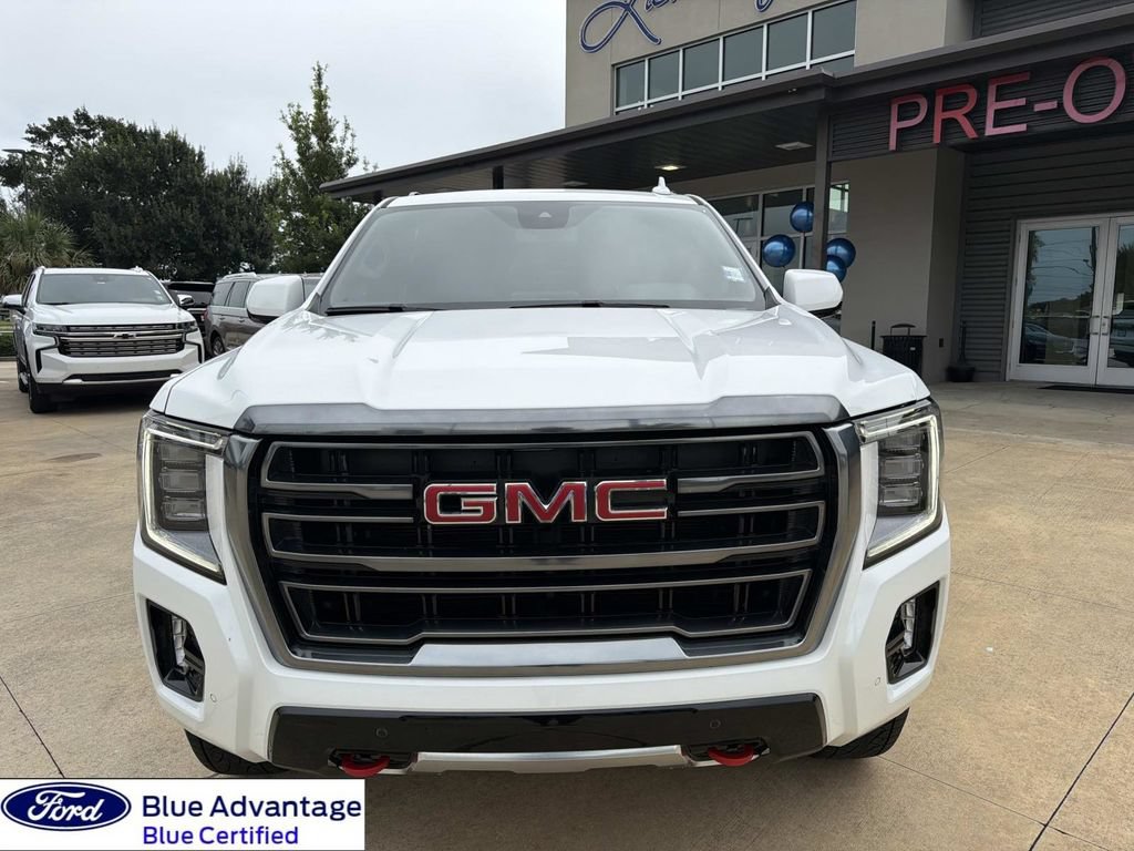 Used 2024 GMC Yukon AT4 AWD/4WD image 4