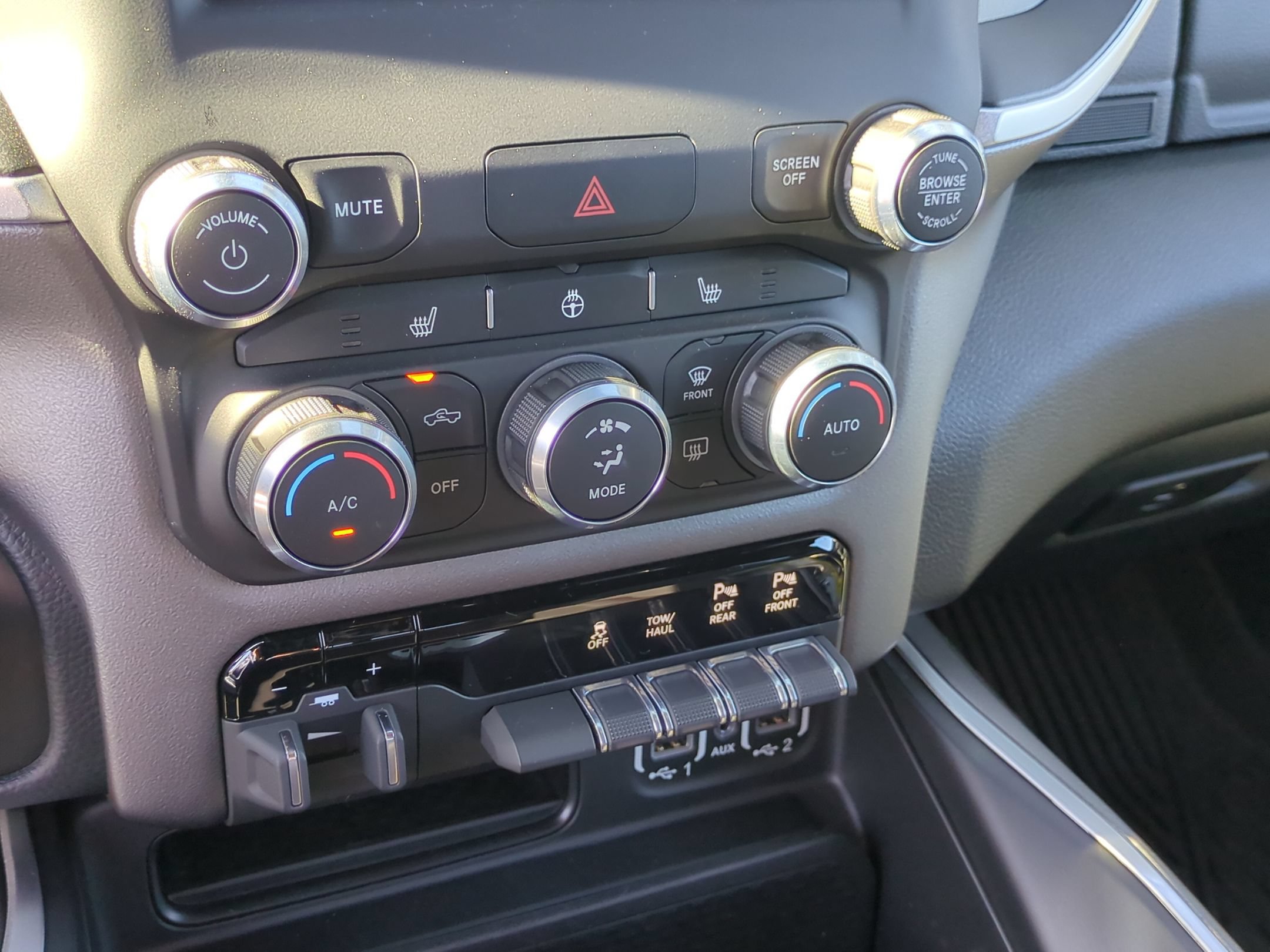 Used 2021 RAM 1500 Big Horn AWD/4WD image 26