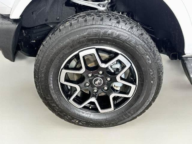Certified 2025 Ford Bronco Outer Banks AWD/4WD image 8