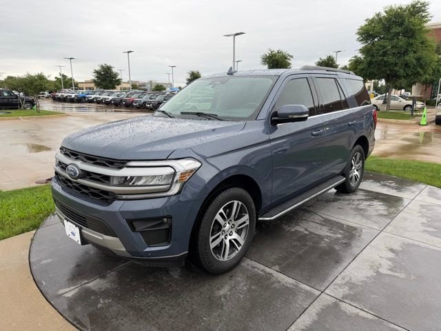 Certified 2023 Ford Expedition XLT RWD image 3